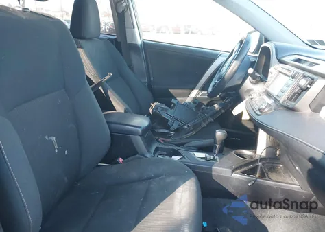 2015 Toyota Rav4 Xle z USA, uszkodzony, nr VIN JTMRFREV6FJ045686